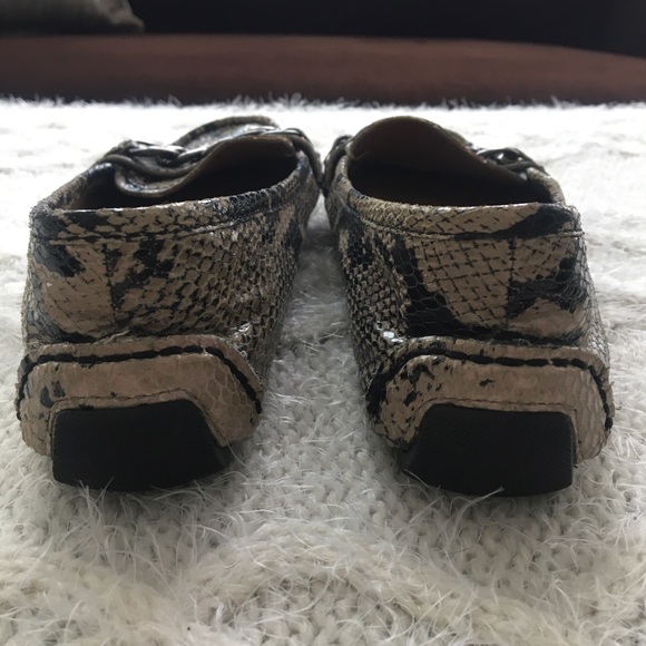 Circa Joan & David Lux Series Python Chain Flats - Picture 4 of 8